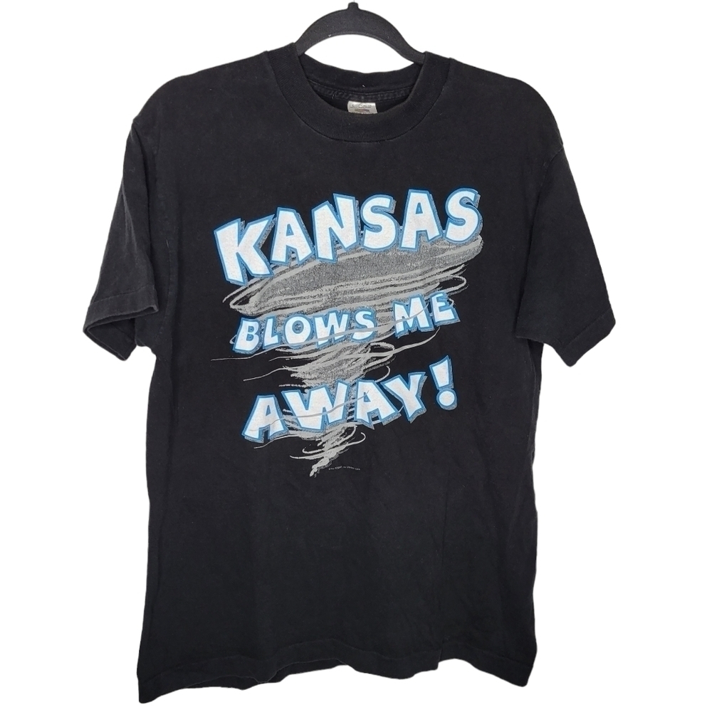 Vintage 90s Kansas Blows Me Away Tornado Funny Graphic T-Shirt in Black